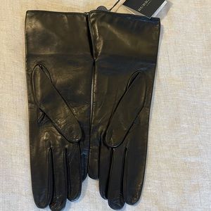 NWT Burberry Leather Gloves